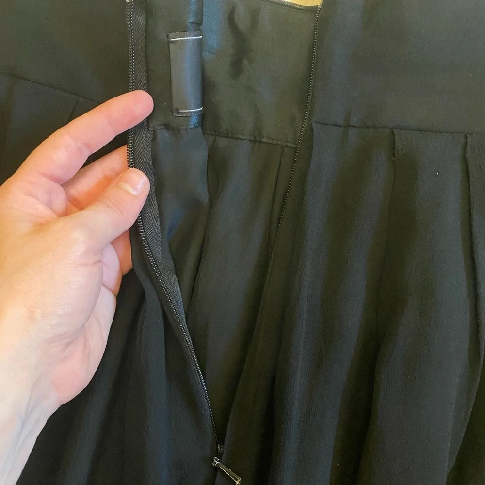 Carmen Marc Valvo Silk Pants - Picture 8 of 12